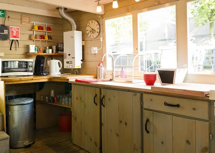 Houseboat Prince-avalon Båthotell *