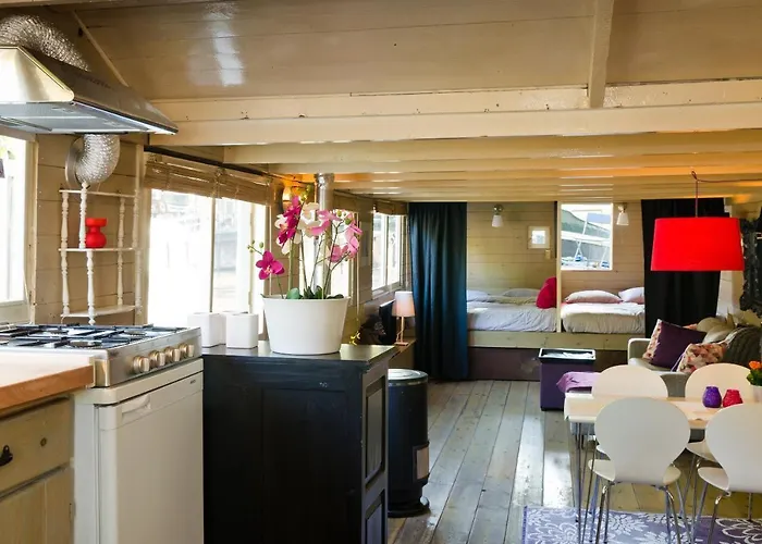 Houseboat Prince-avalon